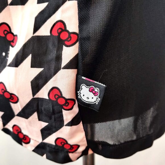 Hello Kitty Sanrio Size XL Pink Black Semi Sheer Back S/S Button Up Blouse Top - Picture 7 of 10
